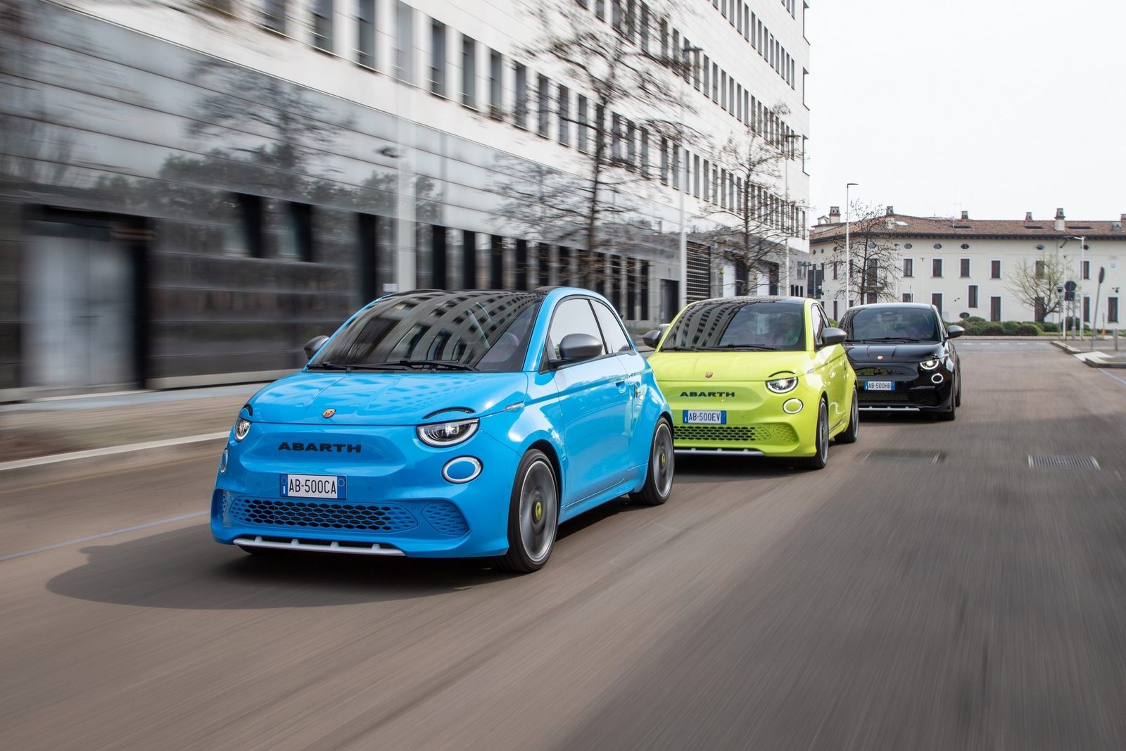 Abarth 500e 2023 — экстерьер, detail, рынок Global / EV Query only