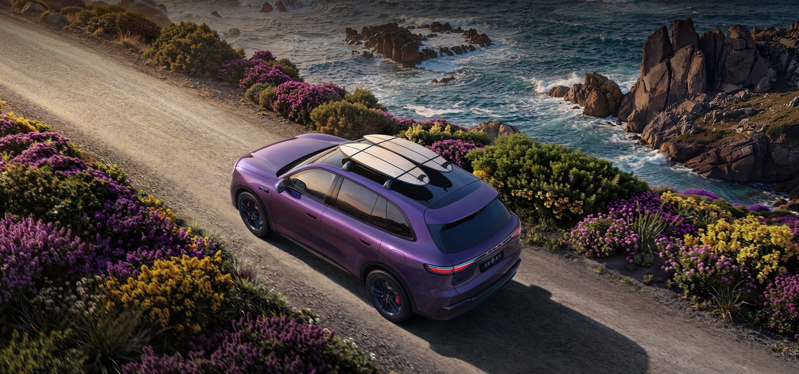 AITO M6 EV 2026 — экстерьер, top 3q road, рынок AITO M6 official family media / EV and EREV visual reference