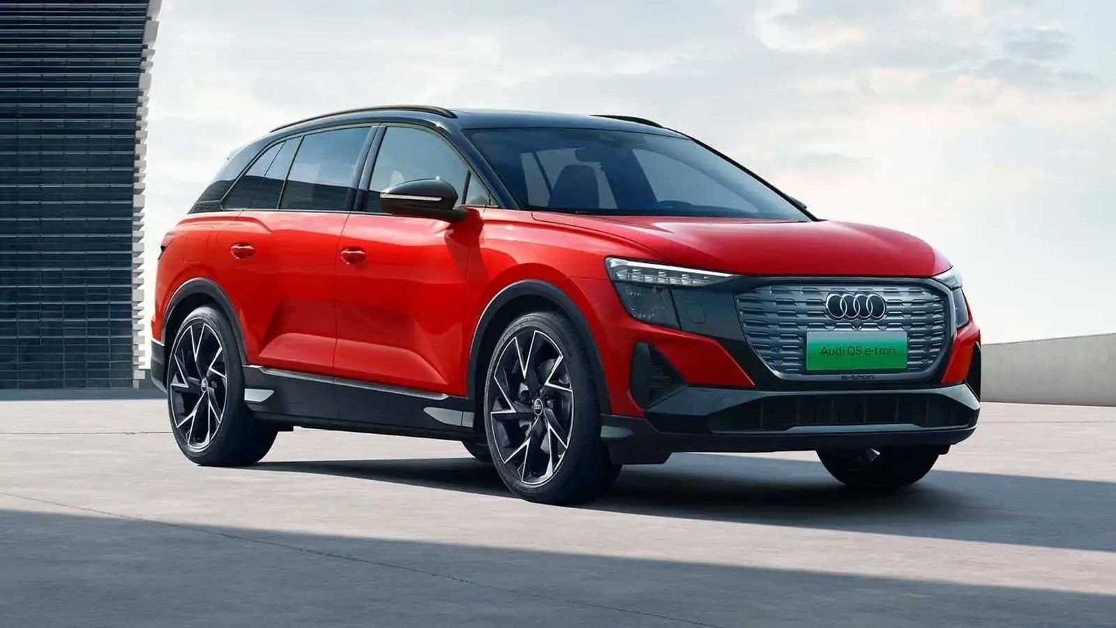Audi Q5 e-tron China 2022 — главное фото модели, экстерьер, front 3q red official gallery, рынок internal_mvp