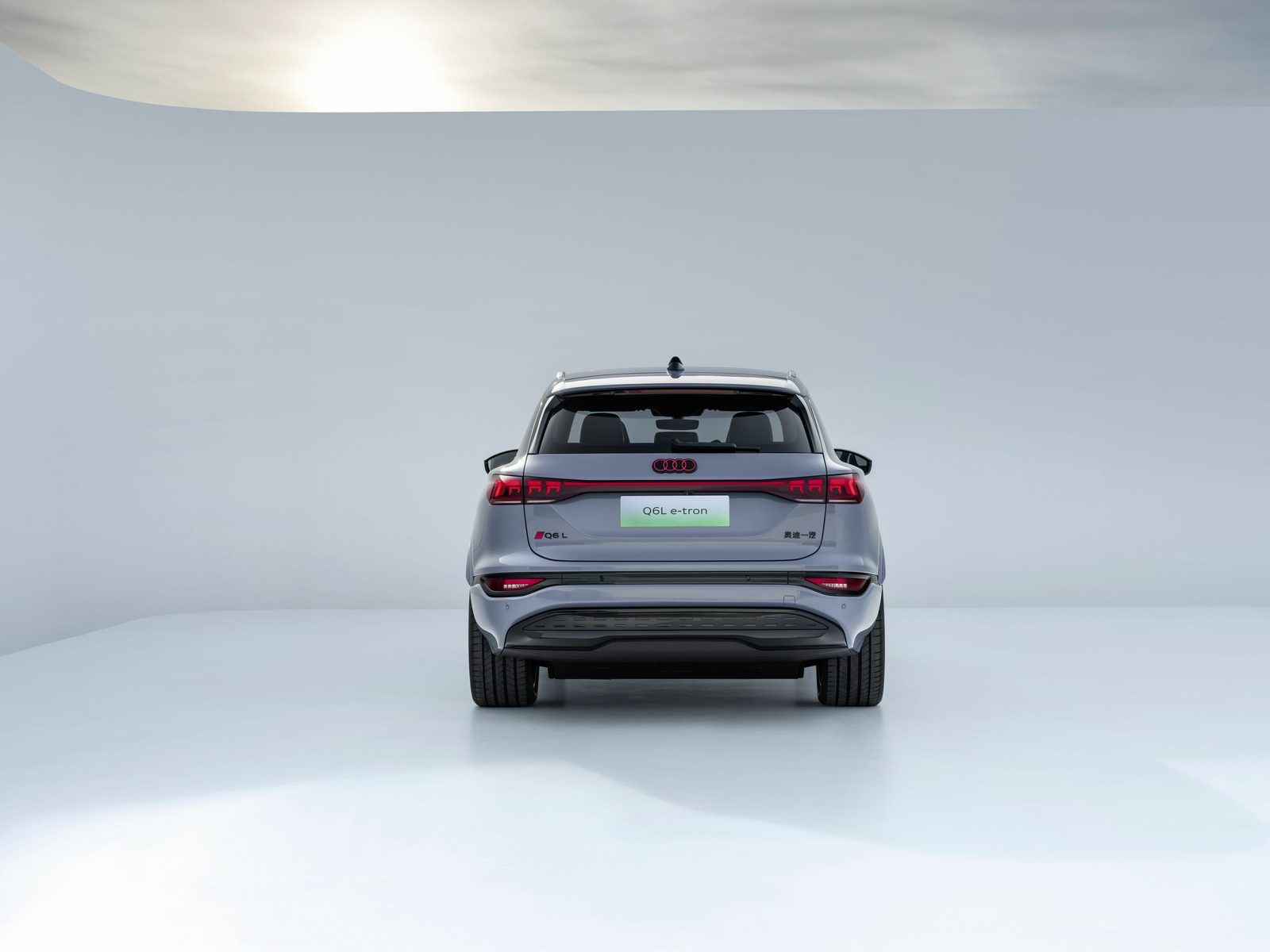 Audi Q6L e-tron China 2025 — экстерьер, вид сзади, рынок China