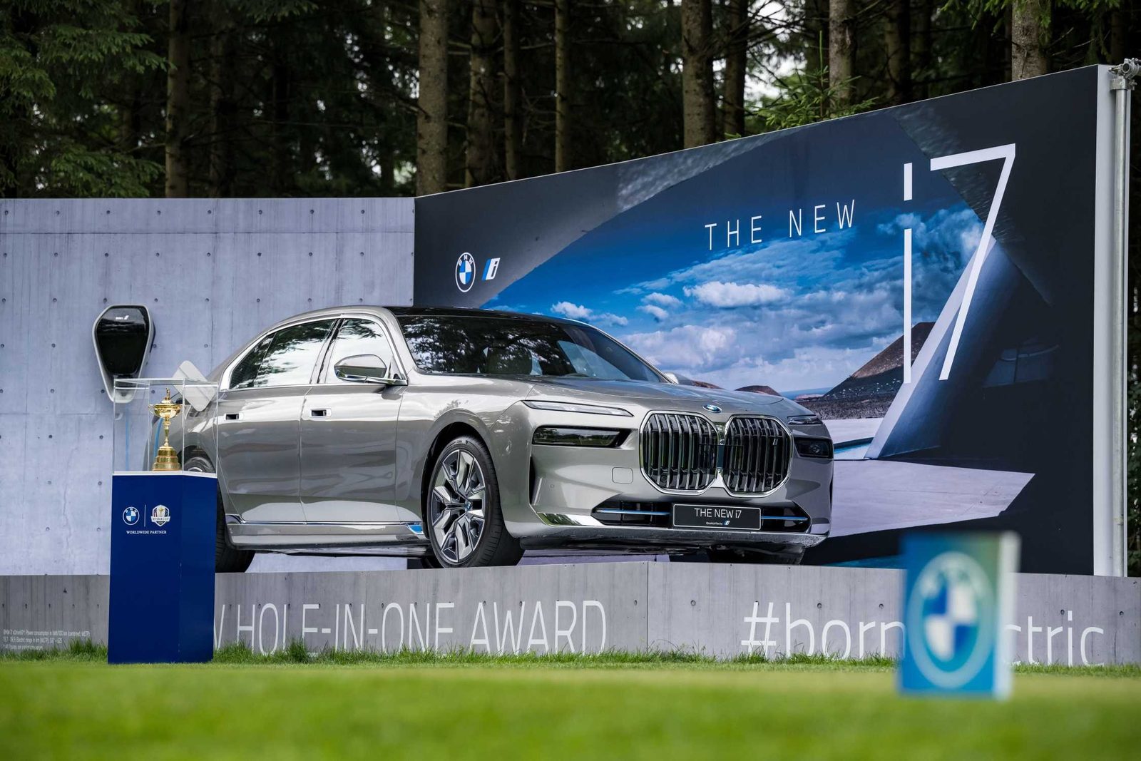 BMW i7 Global 2022 — экстерьер, detail, рынок Global / EV Query only