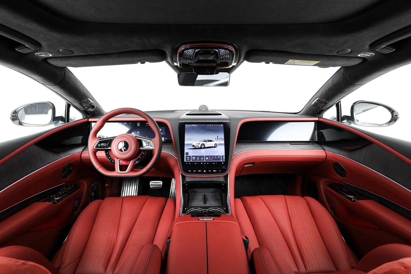BYD Yangwang U7 EV 2025 — главное фото модели, интерьер, передняя панель, рынок internal_mvp