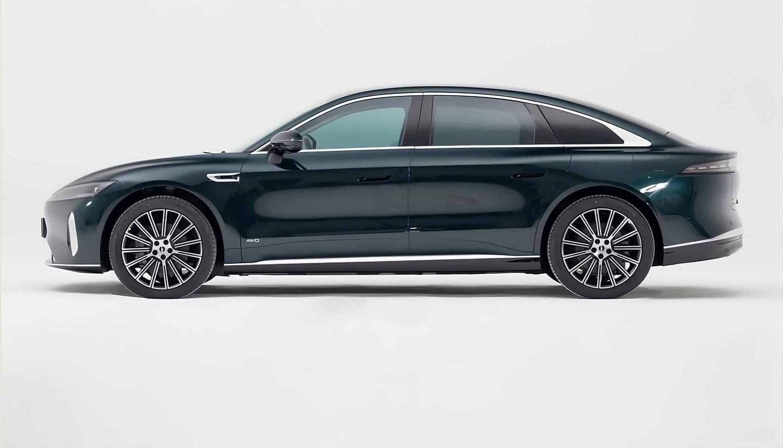 Chery Group Fulwin A9 BEV 2026 — экстерьер, вид спереди 3/4, рынок internal_mvp