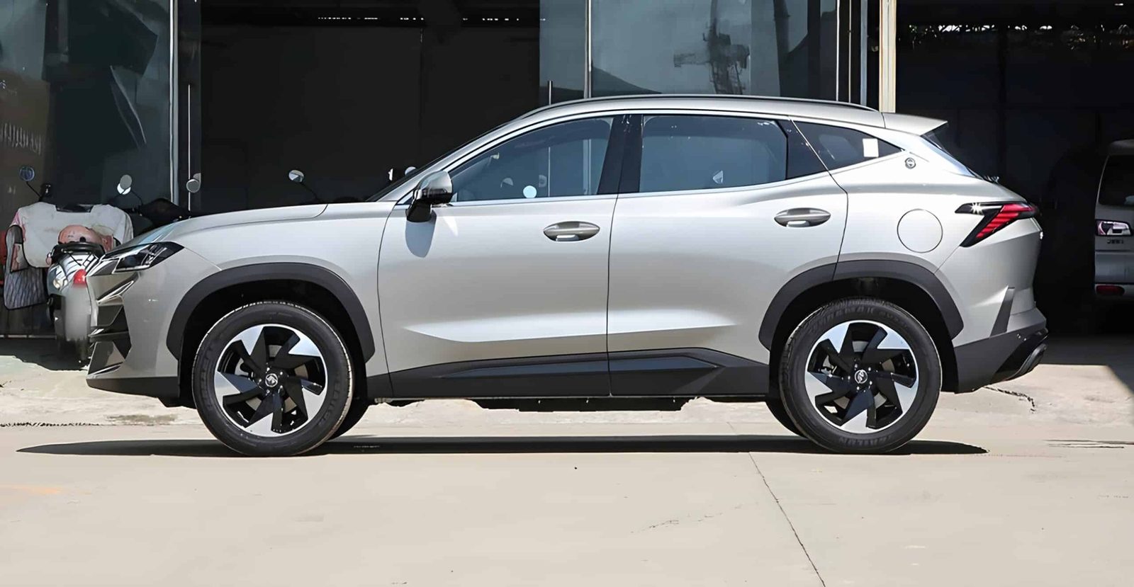 Chery Group Jetour Shanhai L6 2024 — экстерьер, вид сбоку, рынок internal_mvp