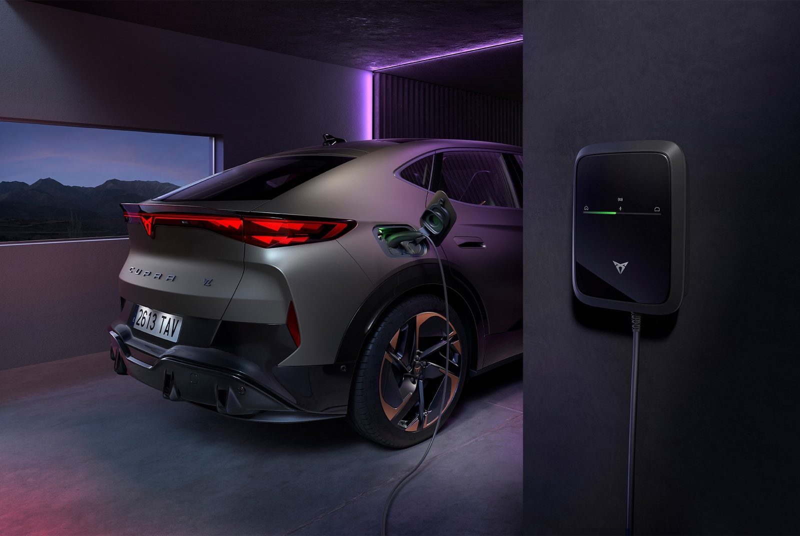 Cupra Tavascan 2024 — экстерьер, charging, рынок eu_reference