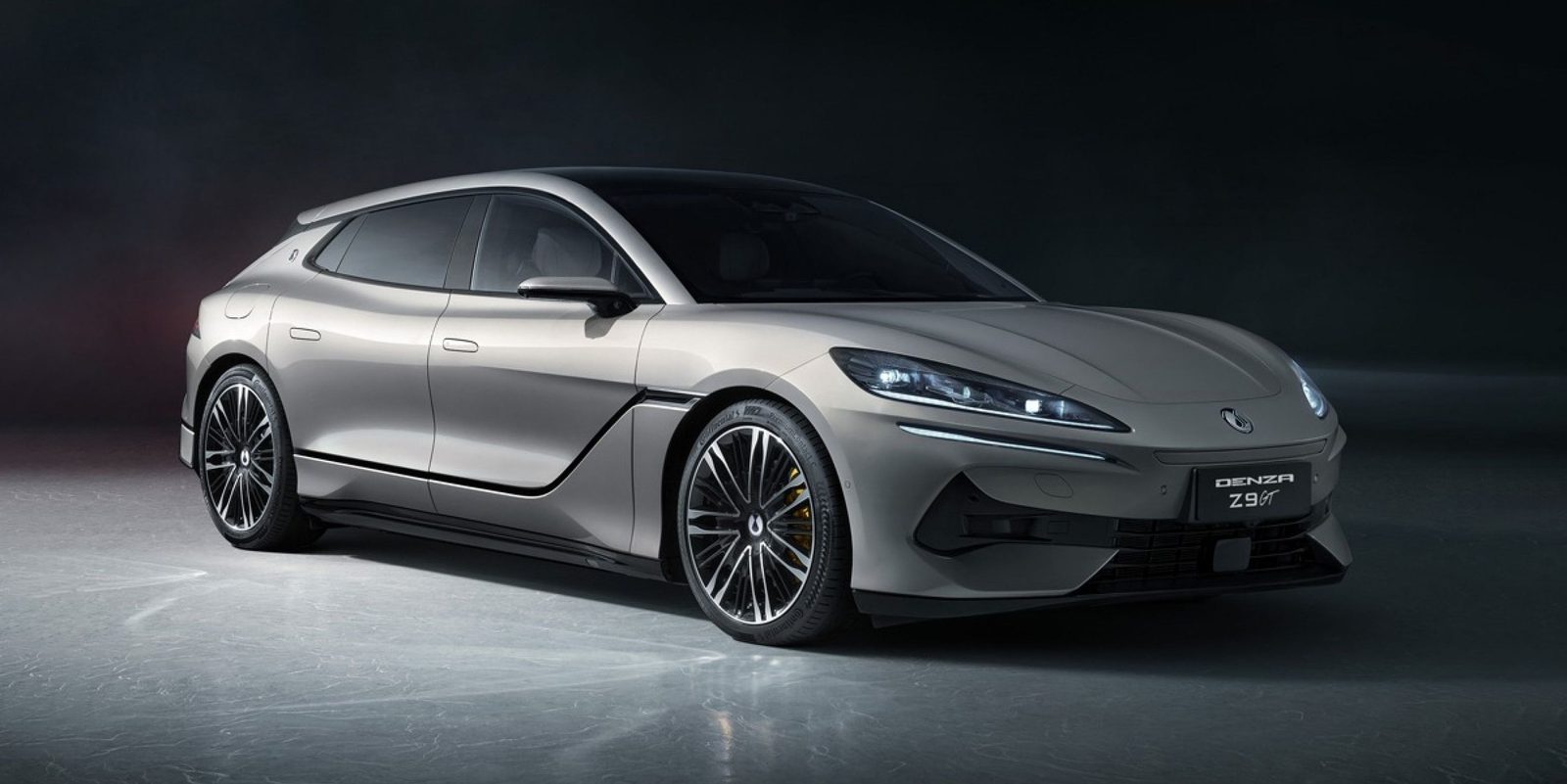 Denza Z9 GT EV — фото модели