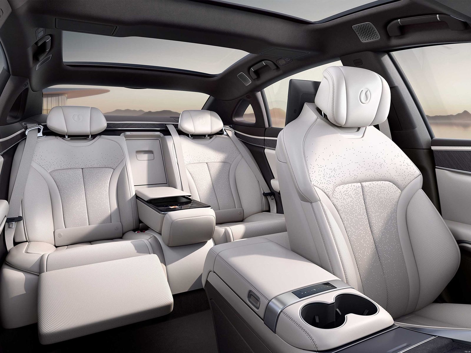 Denza Z9 PHEV 2024 — главное фото модели, интерьер, передняя панель, рынок internal_mvp