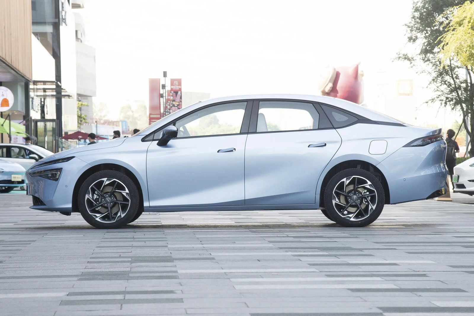 GAC Aion Aion S 2023 — экстерьер, side profile, рынок China/import