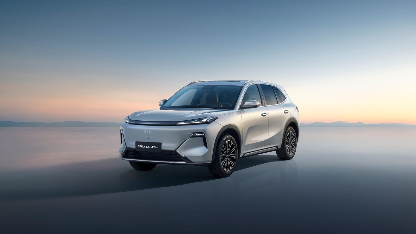 Geely EX5 2025 — экстерьер, вид сбоку, рынок internal_mvp
