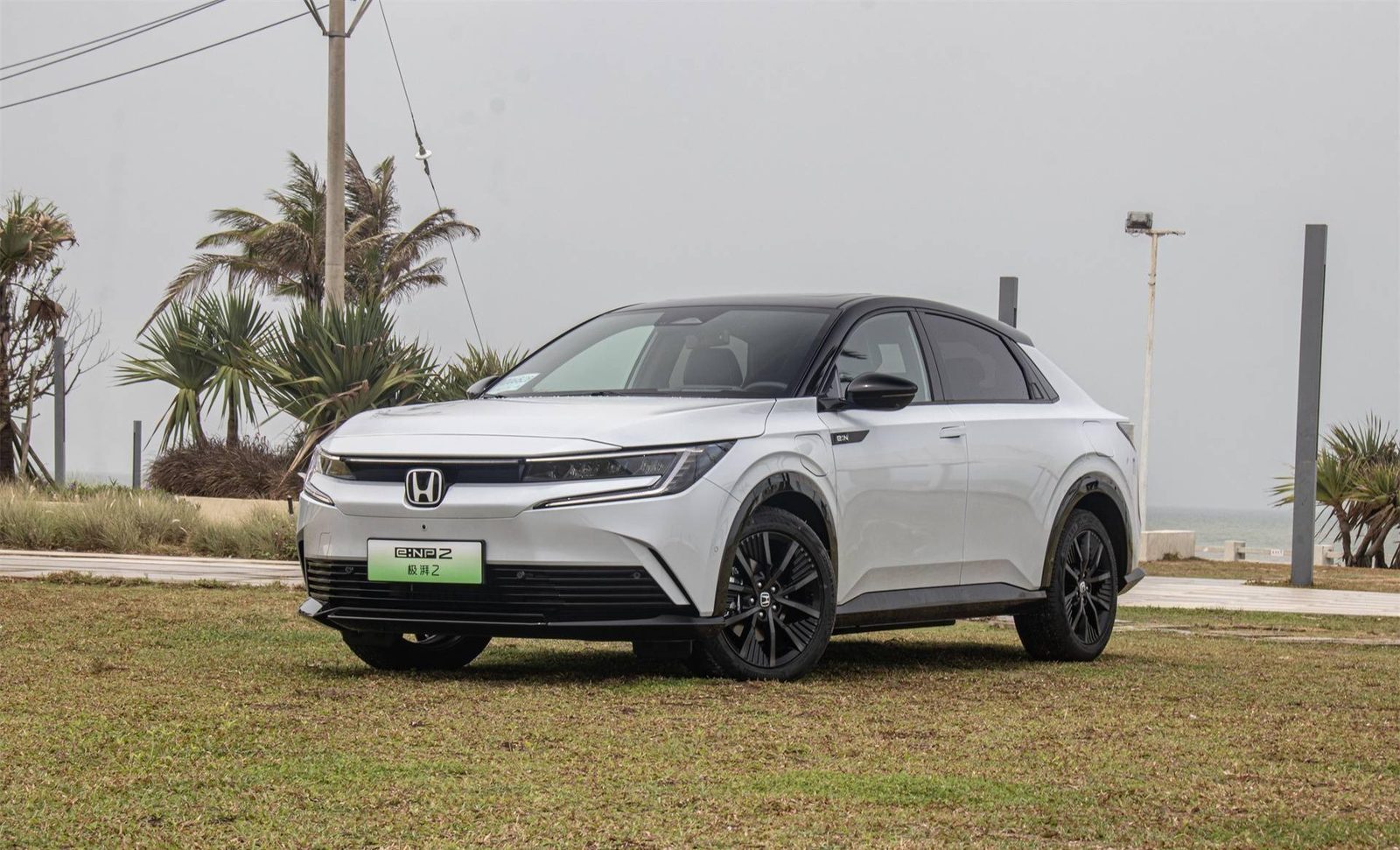 Honda e:NP2 / e:NS2 China — фото модели
