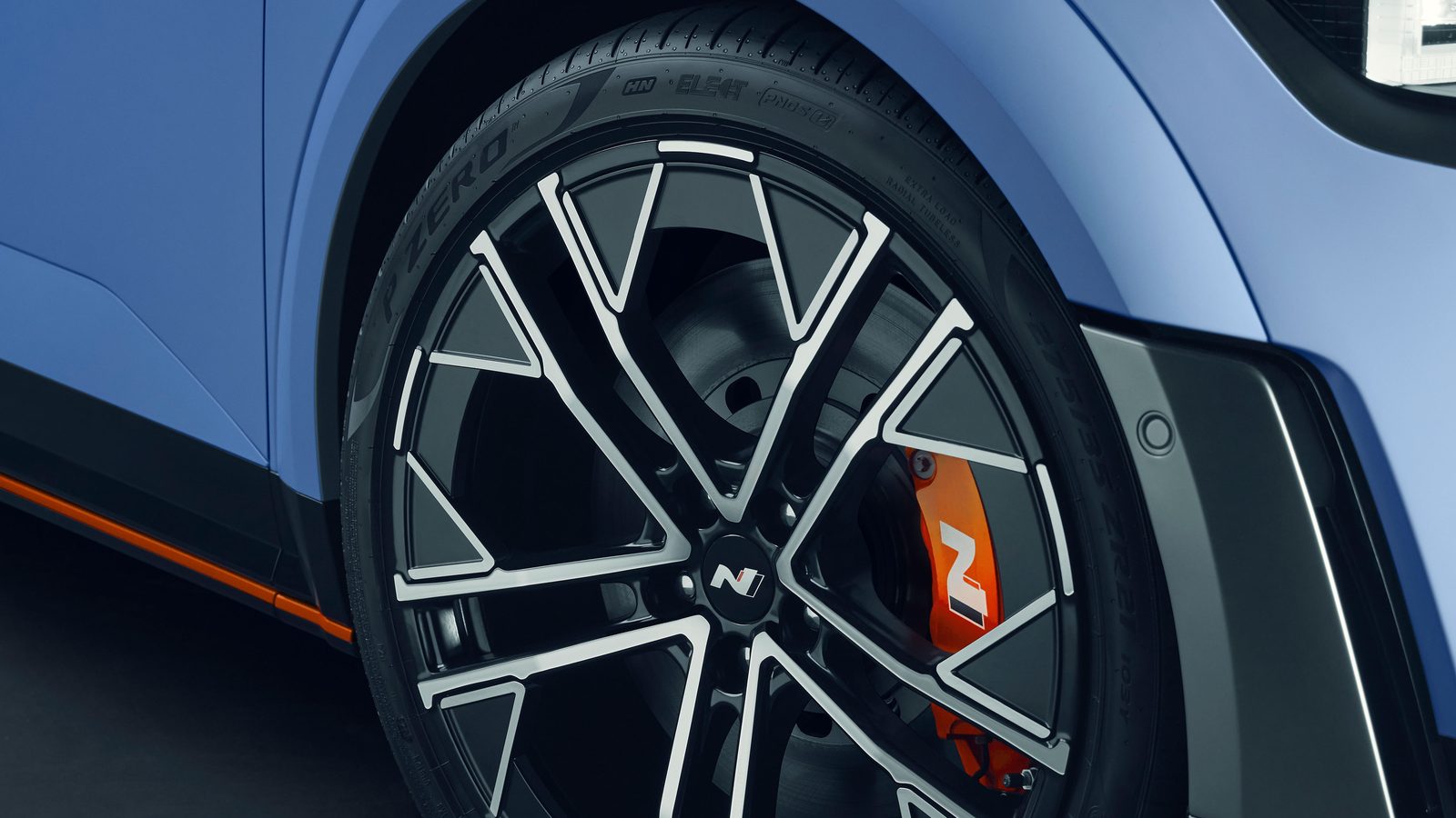 Hyundai Ioniq 5 N 2025 — экстерьер, wheel detail, рынок Hyundai Canada official gallery reference