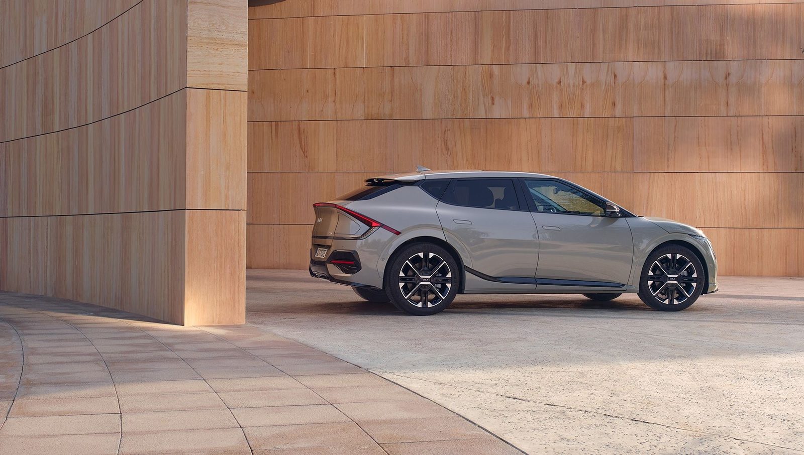 Kia EV6 Global 2021 — экстерьер, вид сбоку, рынок internal_mvp