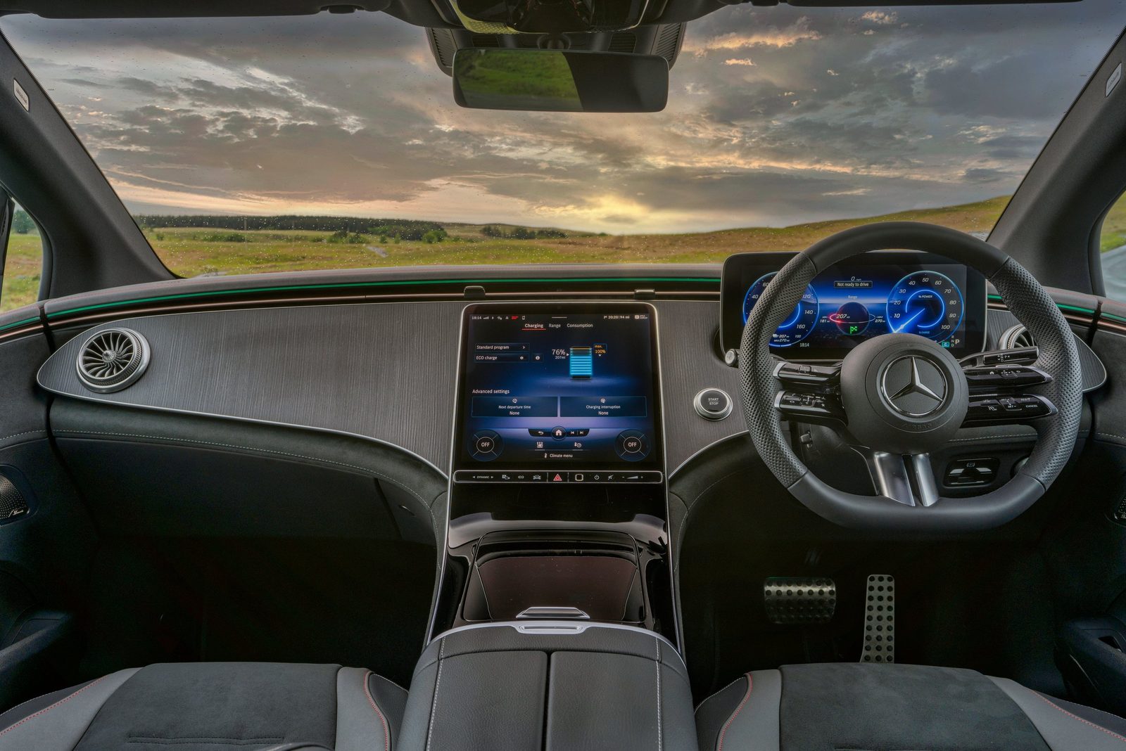 Mercedes-Benz EQE SUV AMG 2024 — главное фото модели, интерьер, передняя панель, рынок internal_mvp