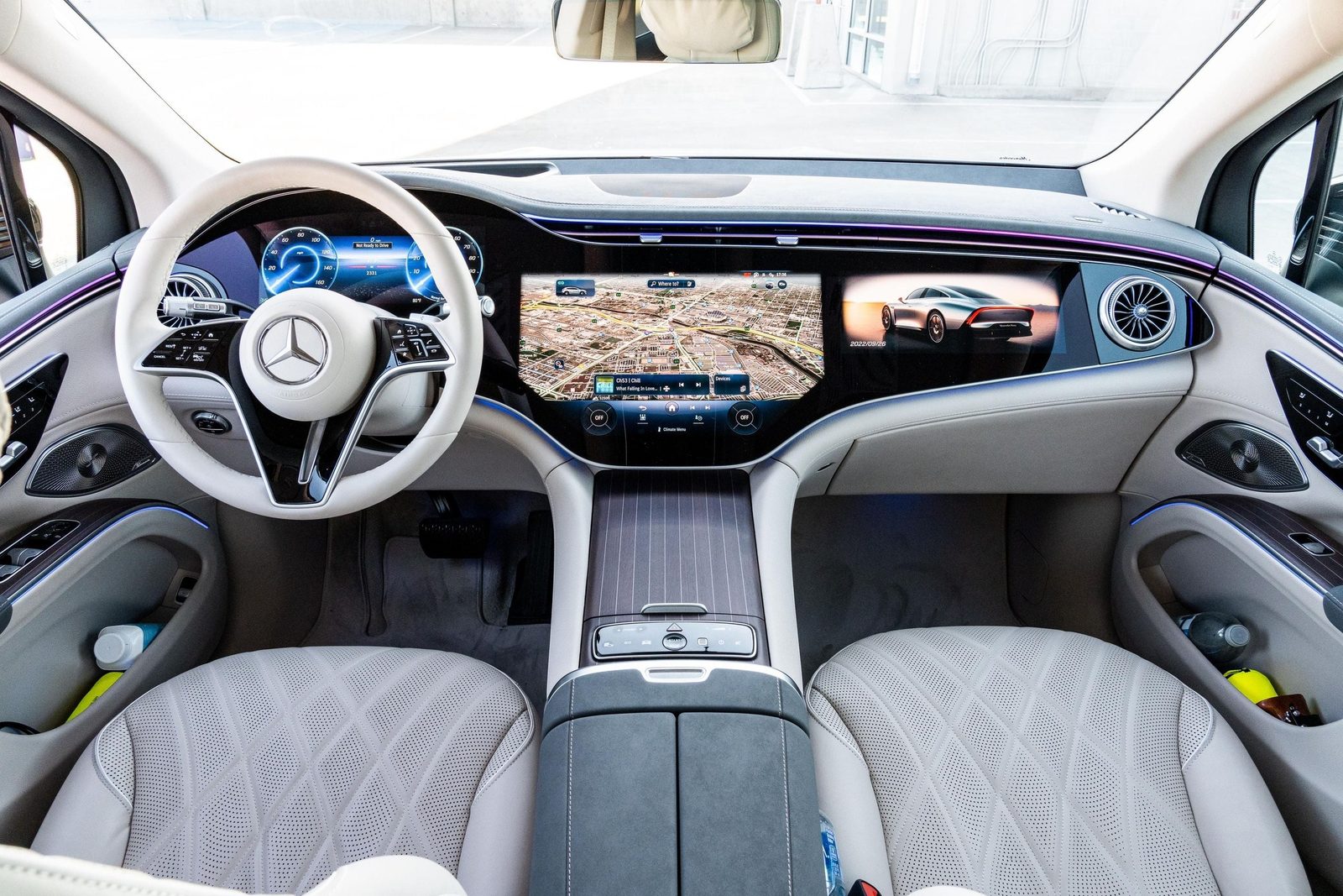 Mercedes-Benz EQS SUV 2025 — интерьер, второй ряд сидений, рынок internal_mvp