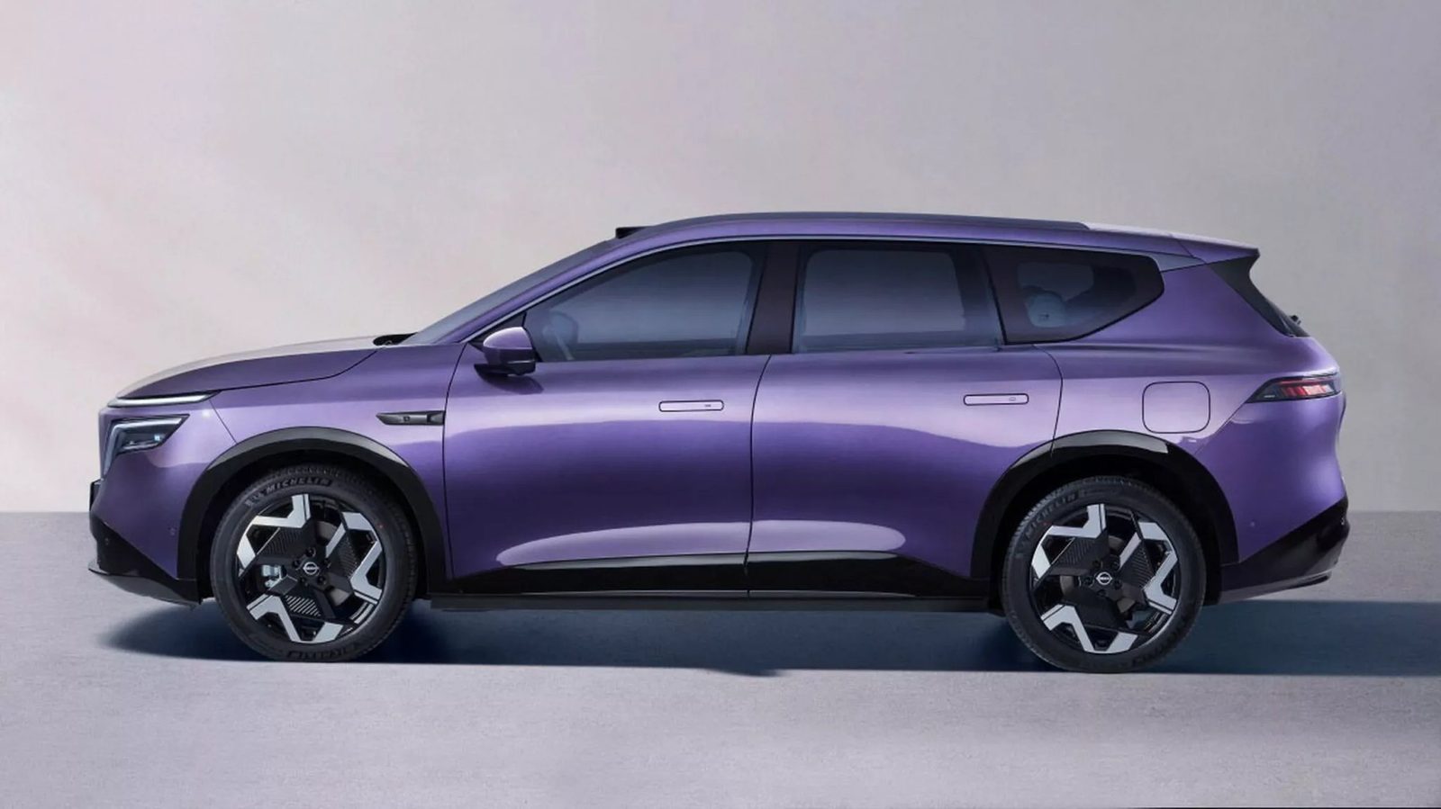 Nissan Dongfeng Nissan NX8 EREV 2026 — экстерьер, вид сбоку, рынок internal_mvp