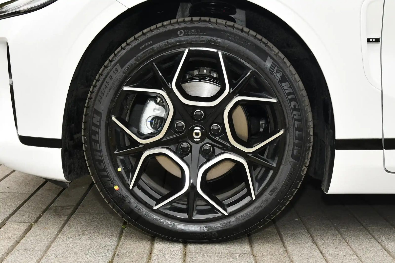 Qiyuan A07 EREV 2025 — экстерьер, wheel detail, рынок internal_mvp
