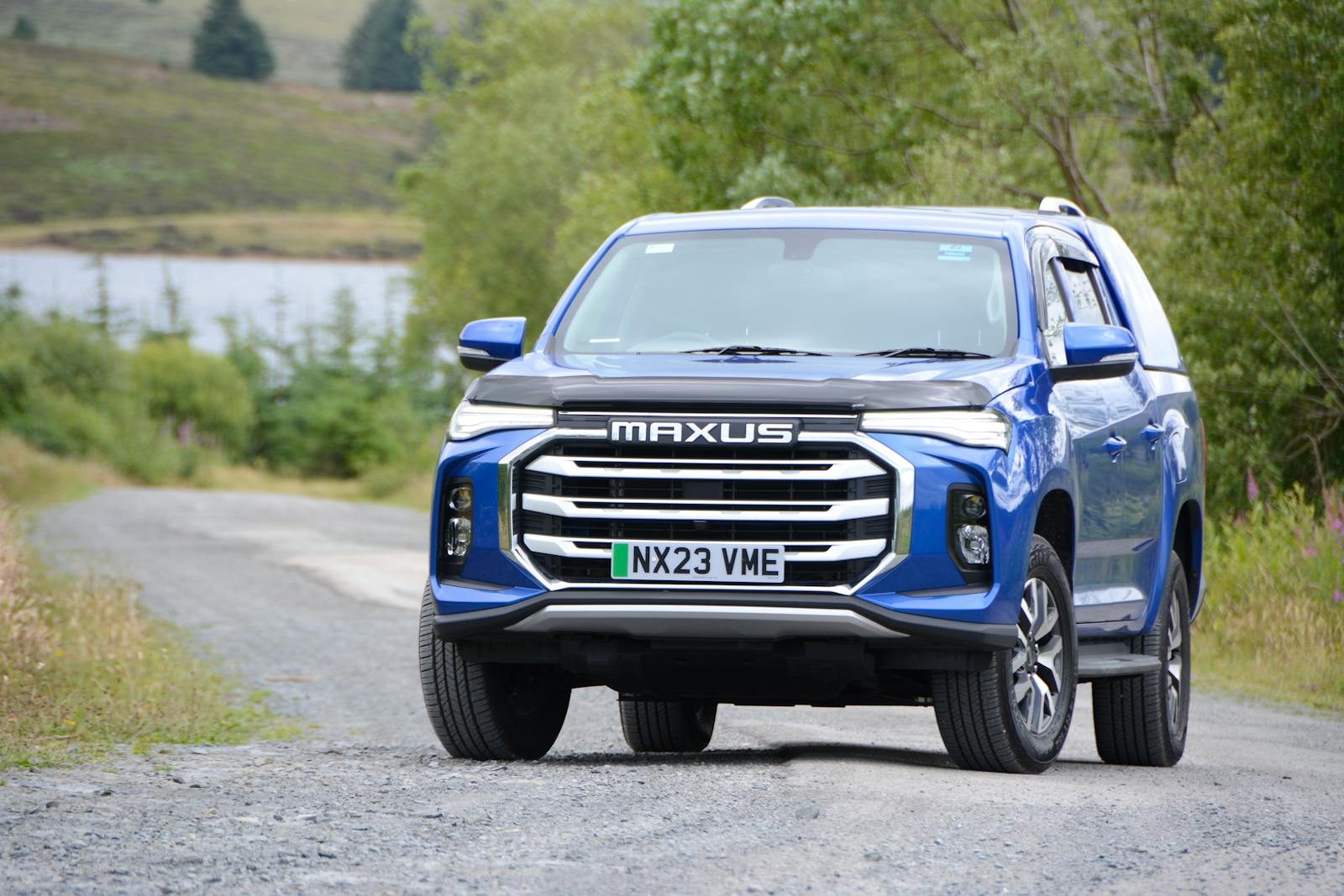 SAIC Maxus Pickup T90 EV / LDV eT60 2023 — экстерьер, front road blue review, рынок China