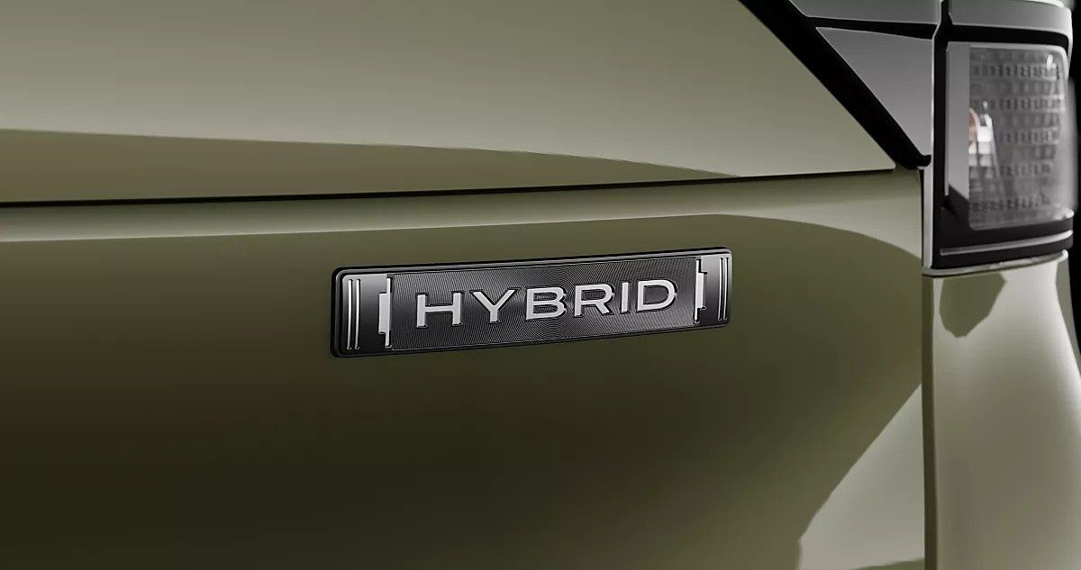 Subaru Forester Hybrid 2026 — экстерьер, hybrid badge detail, рынок US official