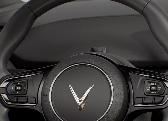 VinFast VF 8 2022 — главное фото модели, интерьер, передняя панель, рынок global