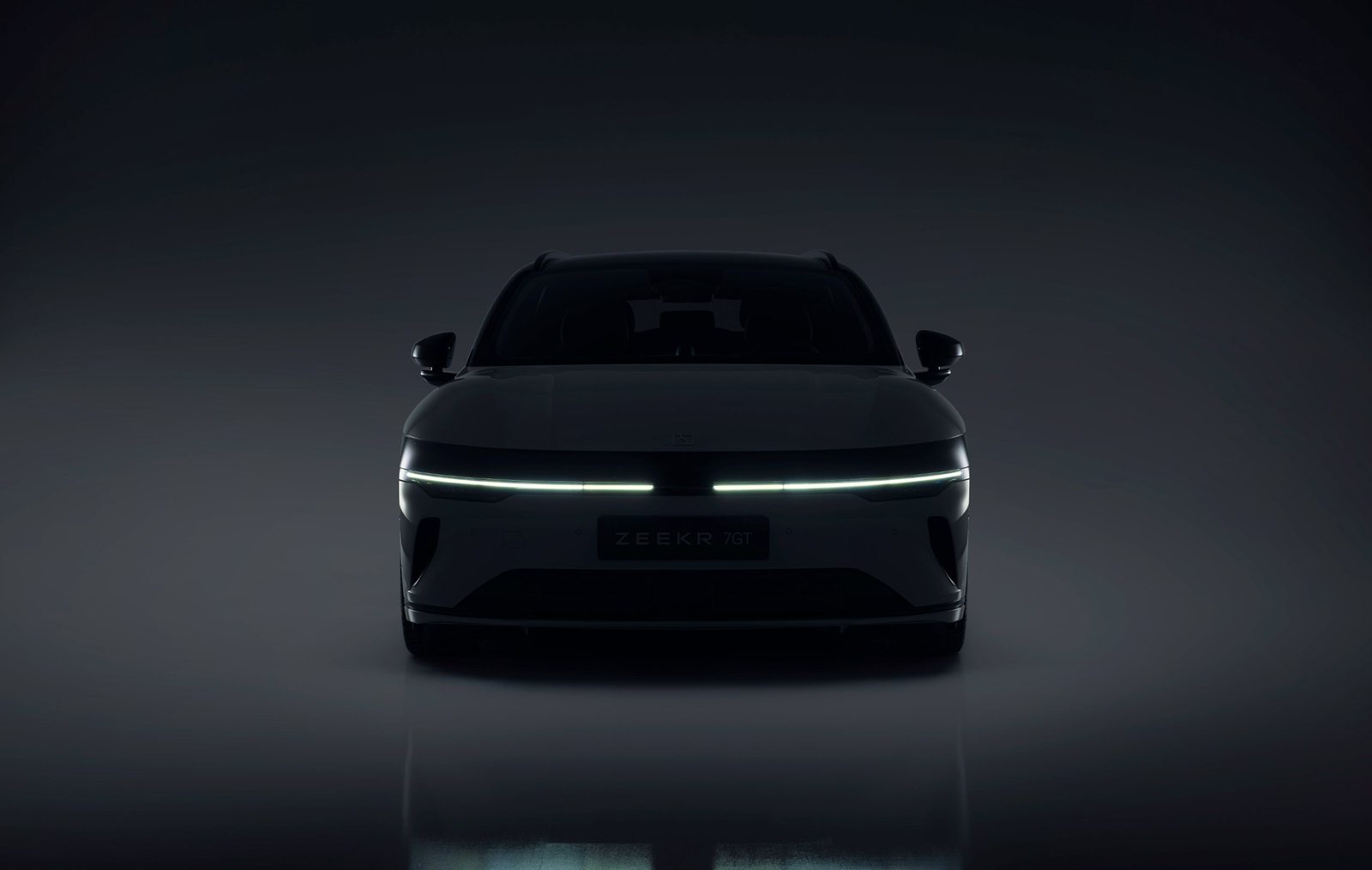 Zeekr 7GT 2025 — экстерьер, front studio, рынок Europe