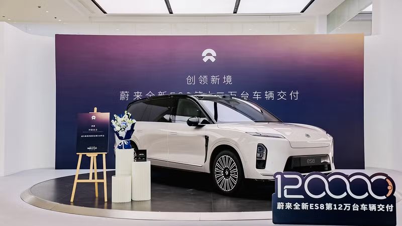 Nio's third-gen ES8 tops 120,000 deliveries as five-seat version nears